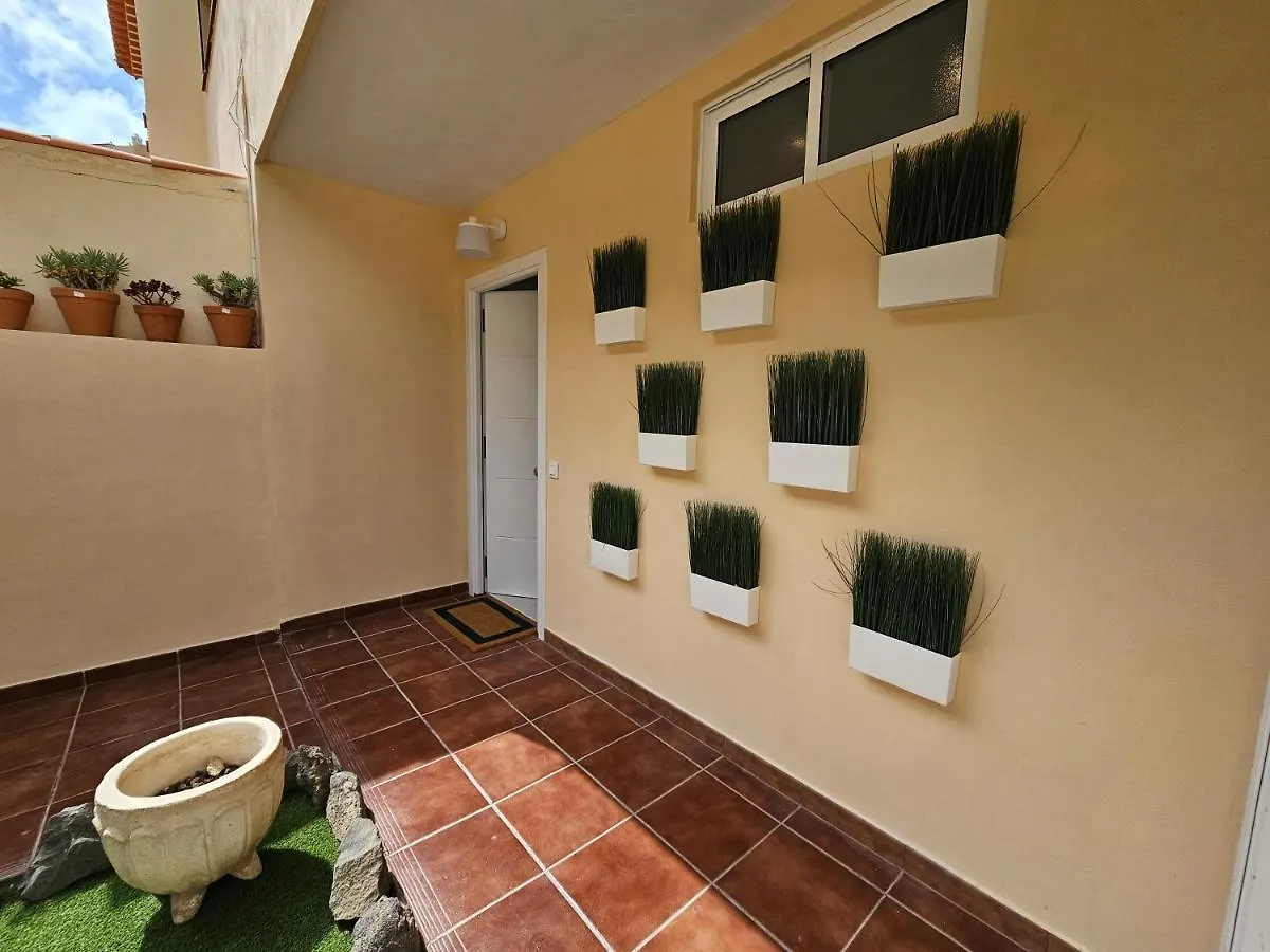 New Holiday Home Beautiful Sea View With Aircon, Costa Adeje Costa Adeje  0*, Costa Adeje (Tenerife)